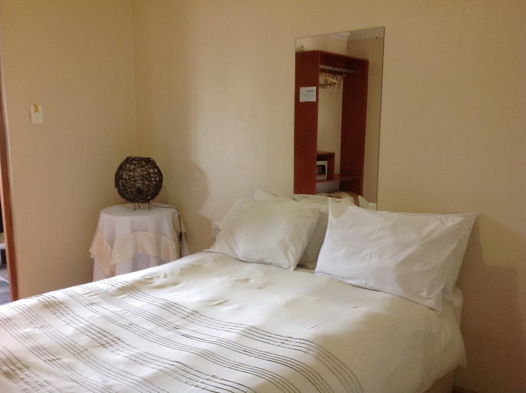 La Picasso Pensión Ermelo Habitación foto